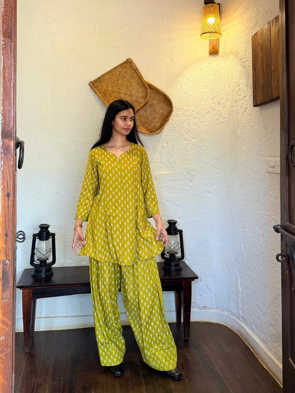 Leela Kurta Set