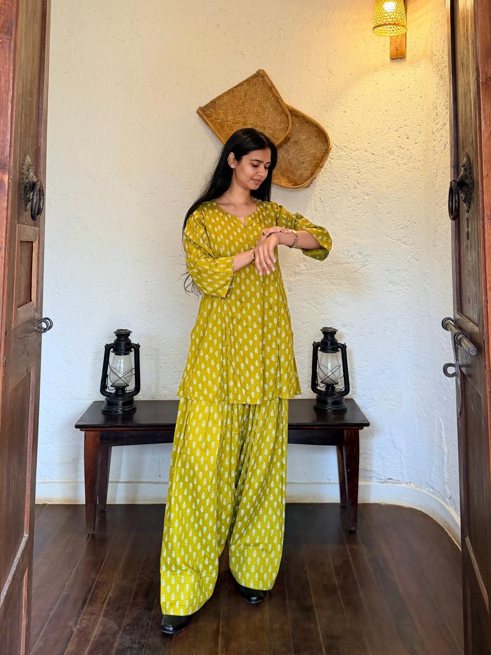 Leela Kurta Set