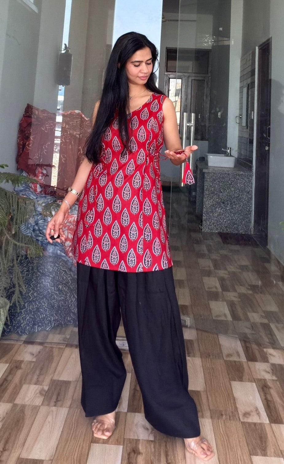 Red Printed Sleeveless Kurti with Black Palazzo Set – Elegant Ethnic Fusion Wear