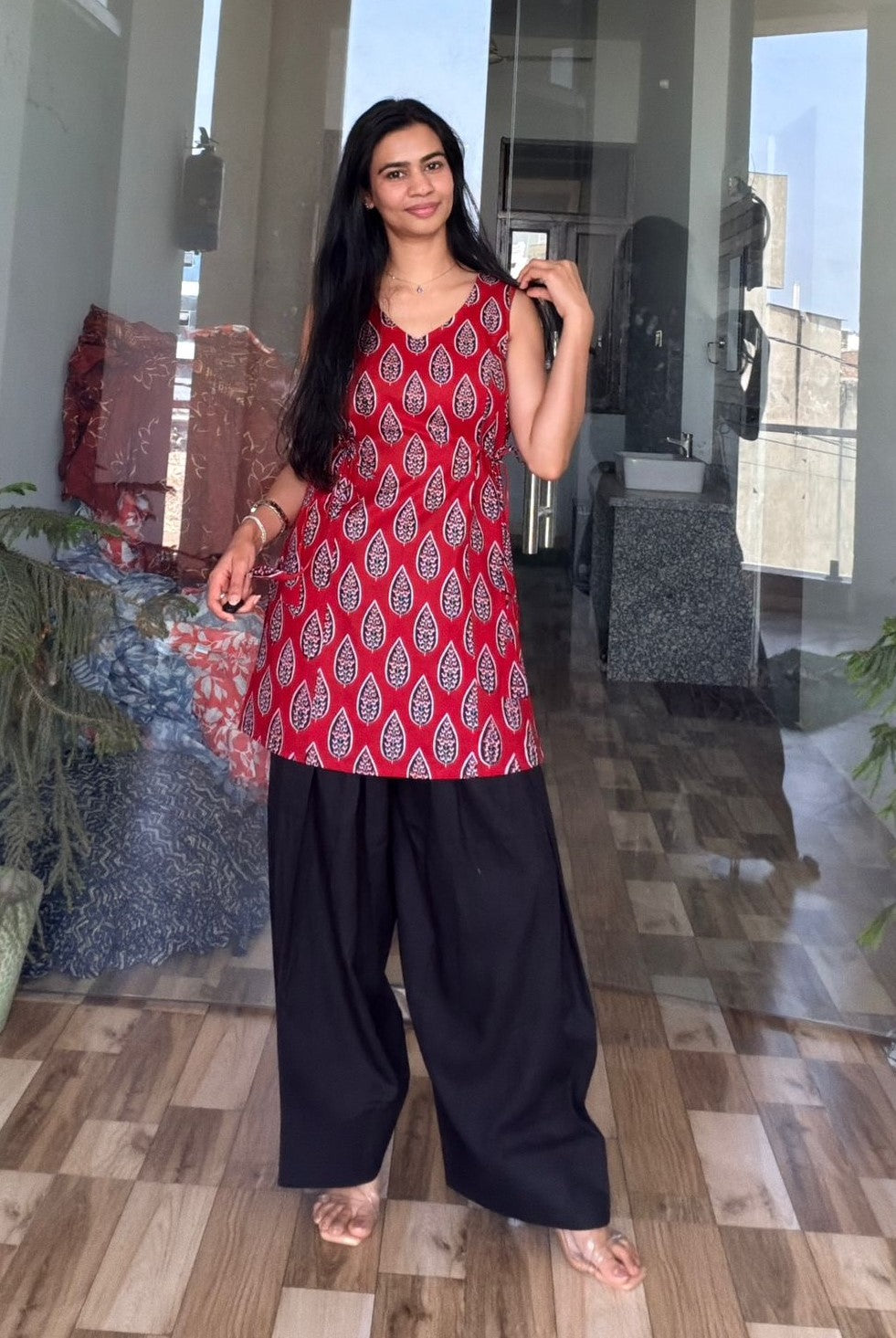 Red Printed Sleeveless Kurti with Black Palazzo Set – Elegant Ethnic Fusion Wear