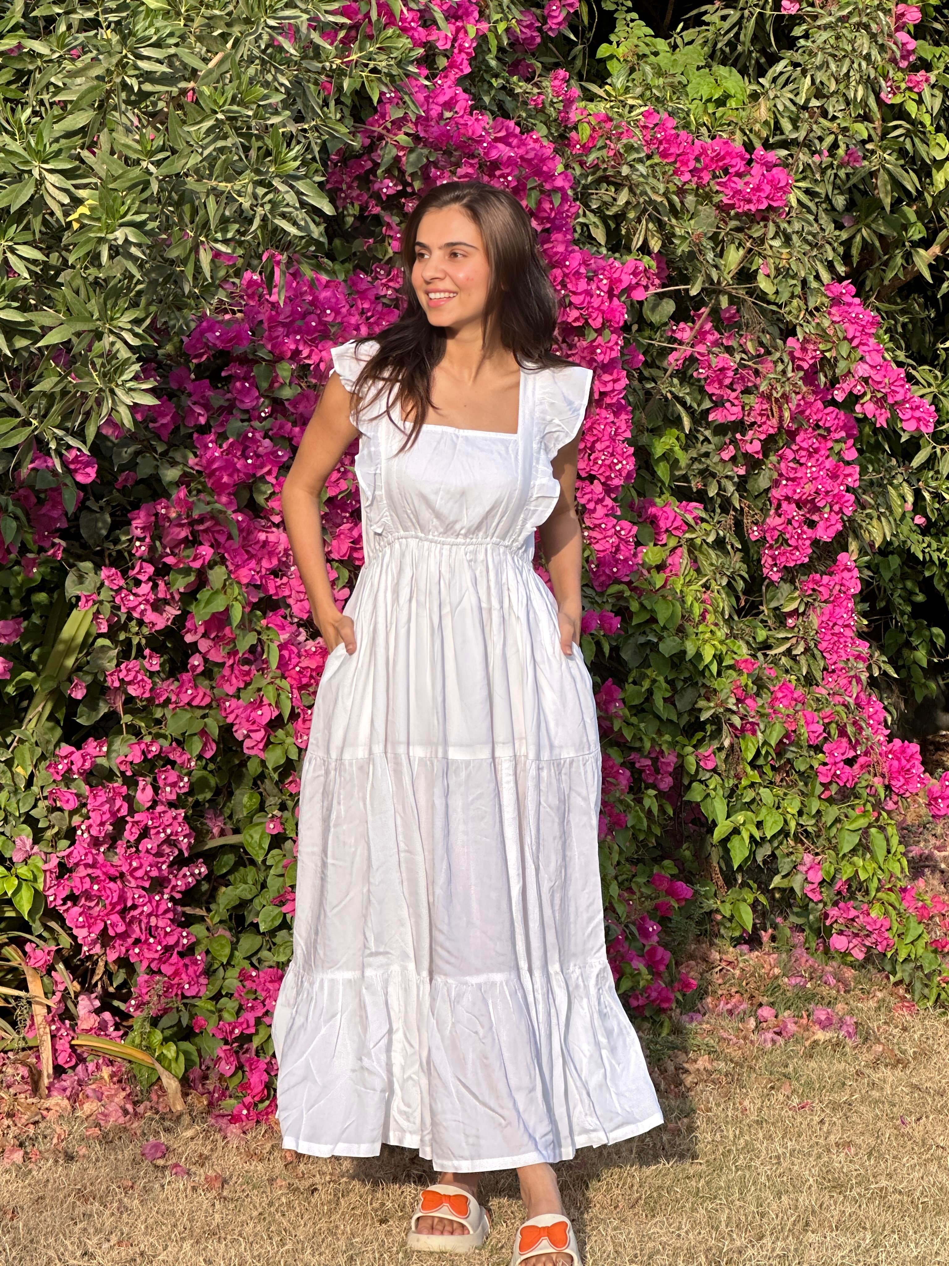 Sleeveless White Dress for Womens